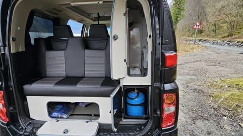 Knight Rider!  – TOP CLASS 4 berth Nissan campervan