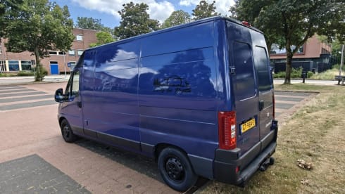 Lotta – 2-seater Fiat bus from 2002