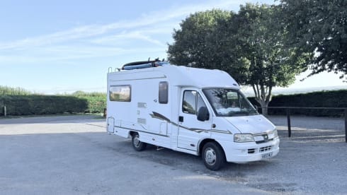 StarSpirit  – 2 berth Peugeot semi-integrated from 2003