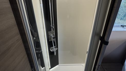 Luxury McLouis camper for 4 people 