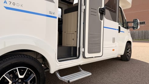 Great Scottish Cruiser – Caravane Fiat 7 couchages avec alcôve à partir de 2021