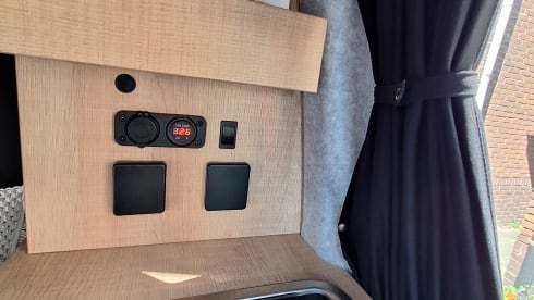 Vrijheid op vier wielen: huur deze fijne VW T6 camper!