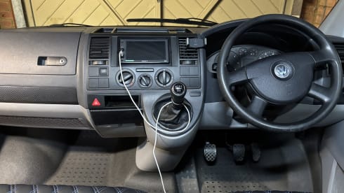 Obi Van Kenobi – 4 berth Volkswagen campervan from 2007