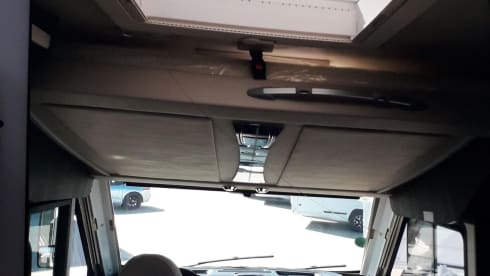 New luxury Integral mobile home Mclouis carat