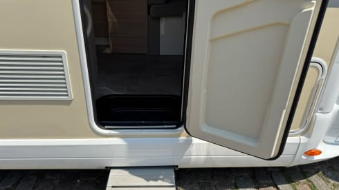 5p Maple alcove from 2022