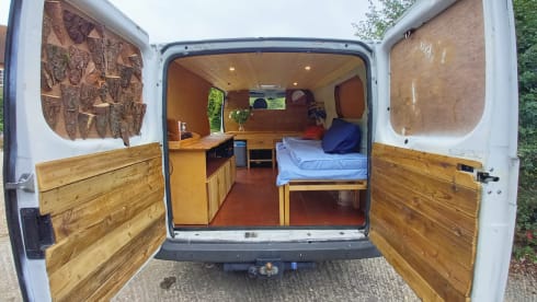 Milo – Milo - 2 berth campervan from