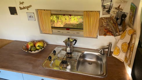 Rodriguez  – Adventurous Peugeot Boxer L3H2 "Rodriguez" with the right comfort