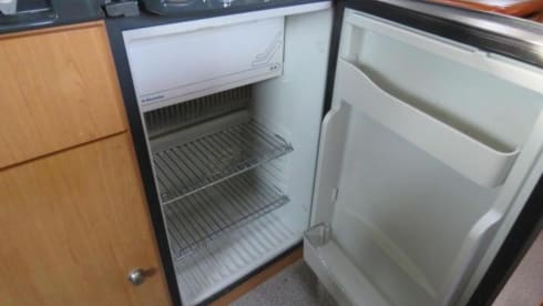 Fien – 4p Dethleffs semi-integrated from 2002