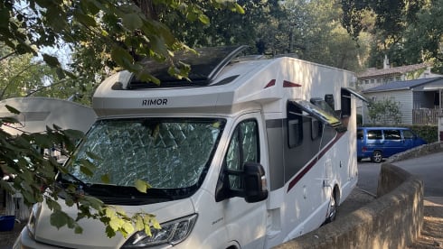Schink – 5p Fiat semi-integrated uit 2021