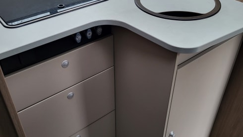 4p Carado semi-integrated from 2024
