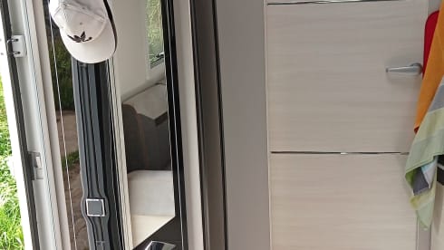 720 Titanium Premium – 5p Chausson semi-integrated from 2021 - NEW CONDITION