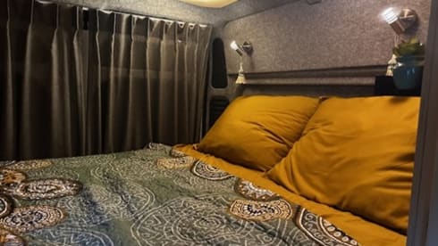 Ganesh – 2p Peugeot bus from 2013