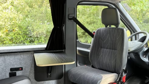 4p Mercedes-Benz campervan uit 2002