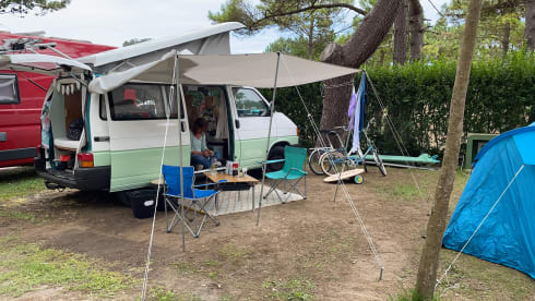 July – Cool fresh retro VW T4