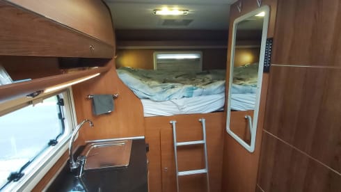 Very neat 6m camper for 3 people. Compact yet spacious!