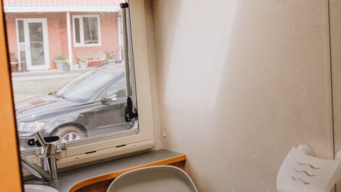 6p Adria Mobil Alcove