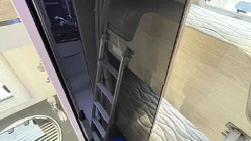 Herbie – Comfortable 4/5/6 berth Chausson Flash motorhome with all of the comforts