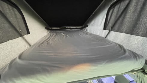 Sinne – Volkswagen T4 with pop-up roof and including SUP boards