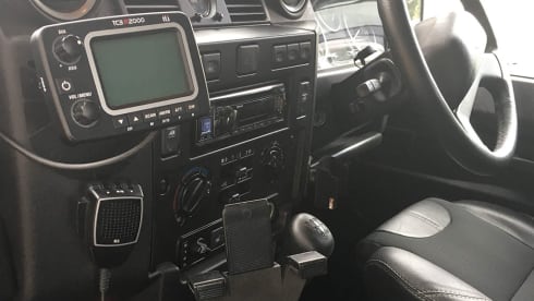 ARMSTRONG – Land Rover Defender 110 with Rooftop Tents & Awning  | Carries 5 & Sleeps 5