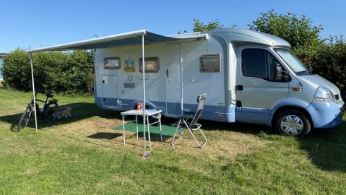 easy –  fantastic complete Bürstner semi-integrated.