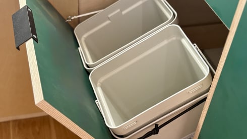 Evergreen – Luxury Off-Grid Campervan