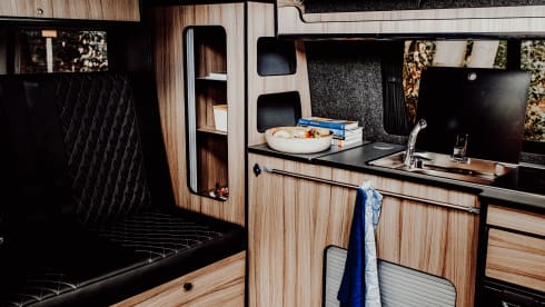 Ocean – Volkswagen camper, 4 persons fully equipped