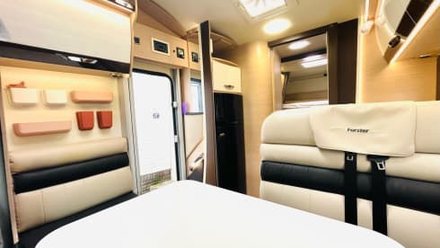Forster – Beautiful, modern, spacious family camper