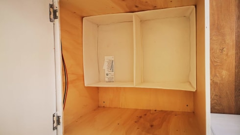 Bustave YFL – Accogliente furgone fai-da-te Ford Transit