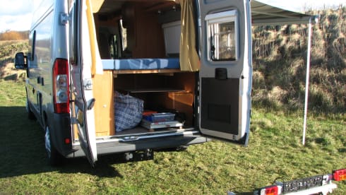 off to the sun for rent, luxury bus camper