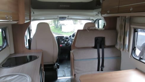 Pistol – Bailey Approach Advance 665 2.2 130 BHP 6 BERTH End lounge Air con euro 6 