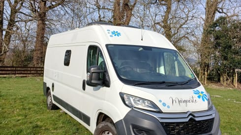 Marguerite – Perfect for 2. Dog-friendly too!