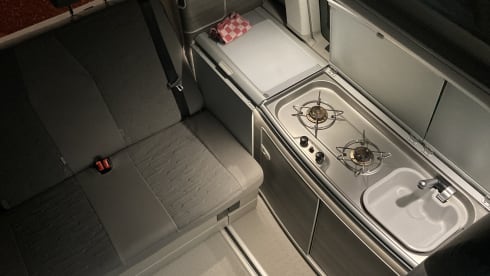 CalOcT6 – 4p Volkswagen campervan from 2018