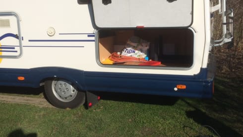 Fiat Sea 2 pers. semi-integrated with solar panel