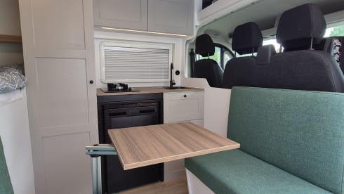 Cozy, nice camper (2025) with air conditioning - solar panels - 3 persons
