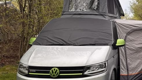 Dave – 4 berth Volkswagen campervan from 2019 4Motion Automatic