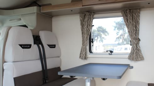 Little John – Our Luxury 2021 6 berth, Fixed Bed