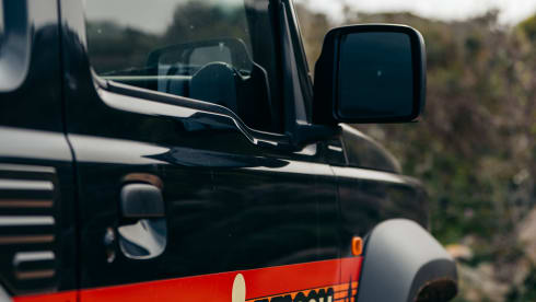 Jimny Black - Greece – Camper Jimny - Make memories - Explore your adventure