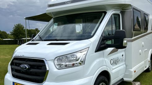 Xplore Muiden – Brand New Luxury Ford McLouis 473! Automatic, 5p, large garage!