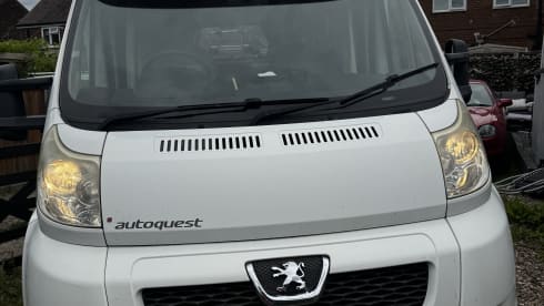 2 berth Peugeot integrated from 2013