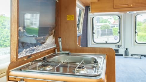 2p Peugeot campervan from 2003