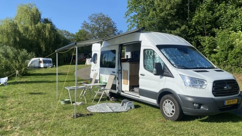 Obbekoe – 2-person Peugeot campervan from 2025