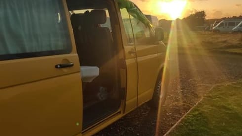 Fridolin – VW T5 camper van - do it yourself