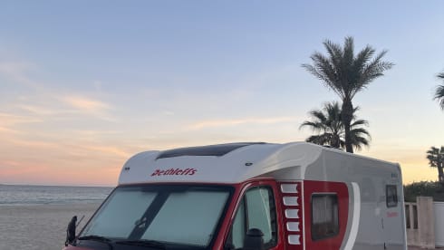 Renault master Globetrotter  – 4p Dethleffs semi-integrated uit 2010