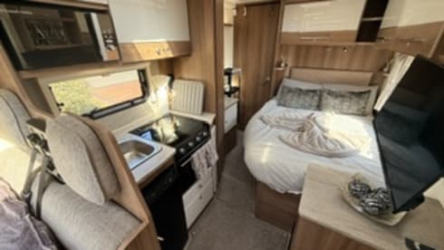 4 berth Peugeot semi-integrated from 2020
