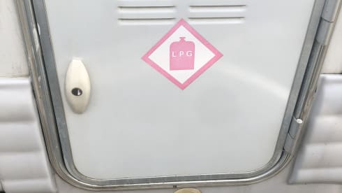 The Family Fun-Mobile – Camper completamente fuori rete / Famiglia 6 posti letto [3 zone notte separate,