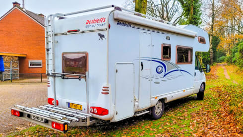 6p Fiat Dethleffs with air conditioning and large bicycle rack 