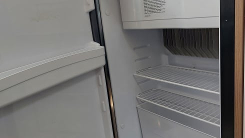 grijs – 2p Carado semi-integrated from 2022