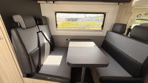 Great Scottish Cruiser – Caravane Fiat 7 couchages avec alcôve à partir de 2021