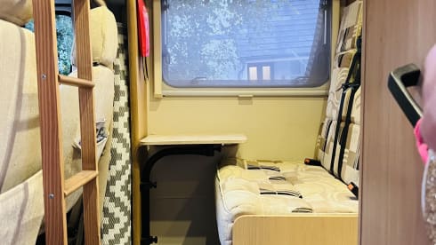 Milo  – 4 berth Peugeot alcove from 2013