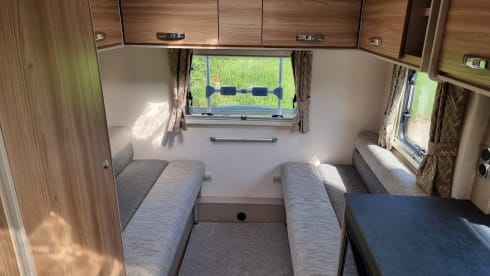 Ronnie – 6 berth Fiat Swift 486 from 2023